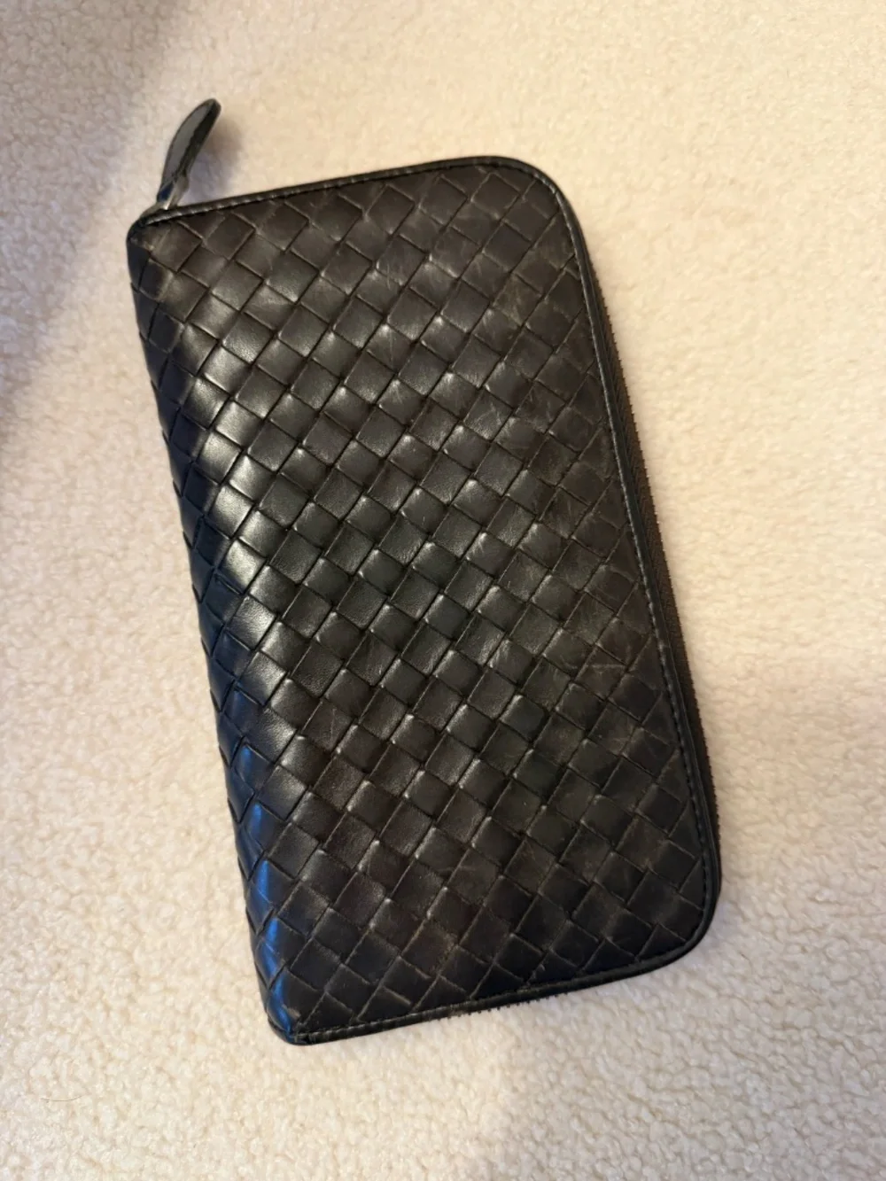 Bottega Veneta Intrecciato Zip-Around Wallet – Brown Leather